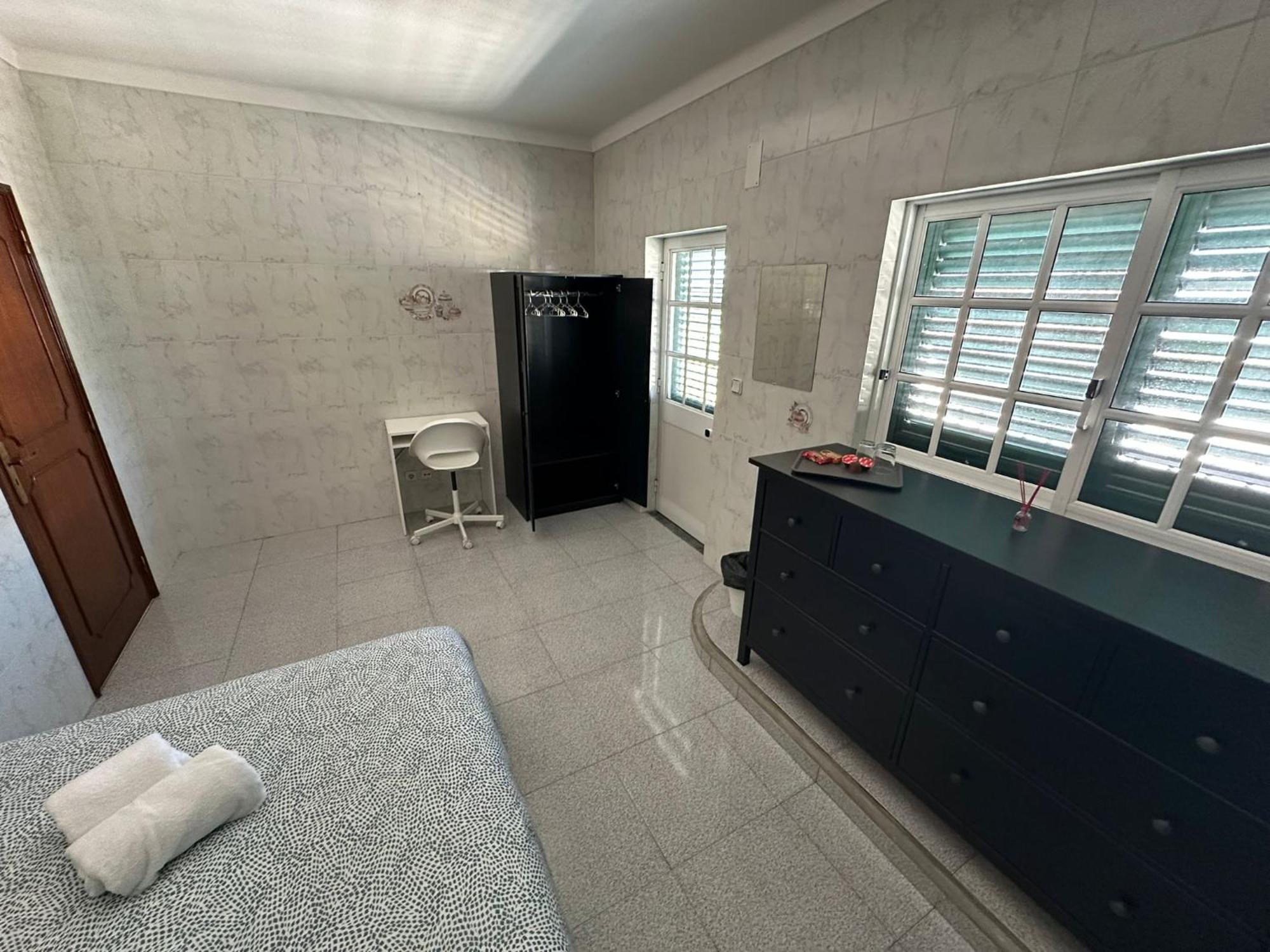 Quartos Em Arrentela ภายนอก รูปภาพ